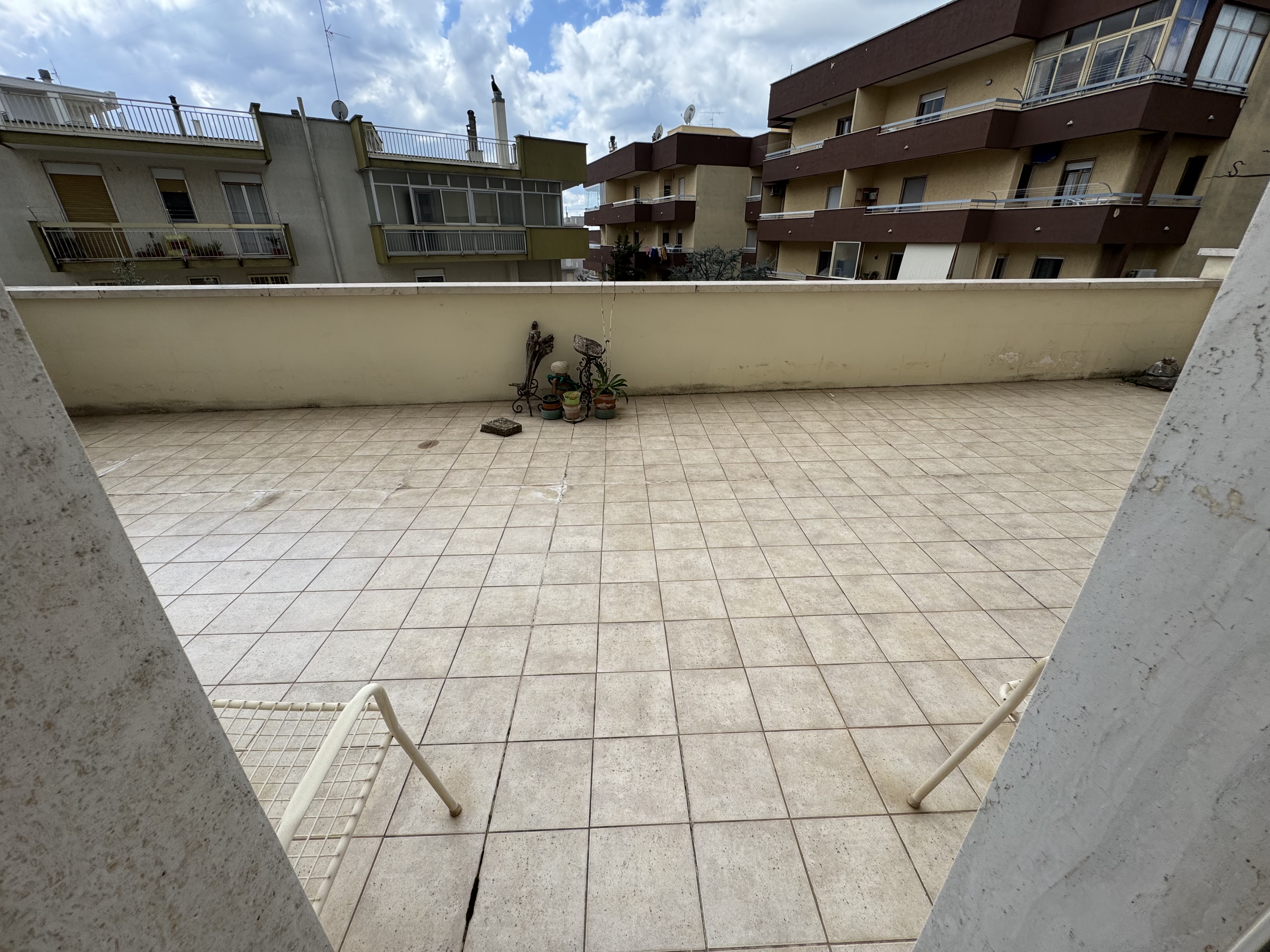 Appartamento Zona Ospedale con Terrazzo